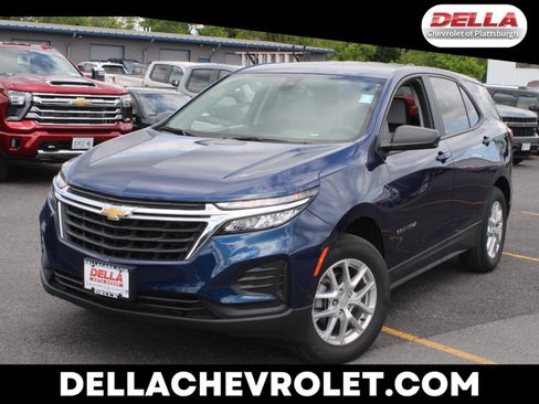 Used 2023 Chevrolet Equinox LS w/ LS Convenience Package AWD/4WD image 1