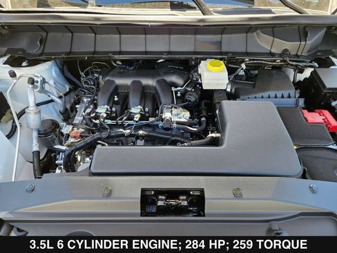 New 2026 Nissan Pathfinder SL FWD image 32