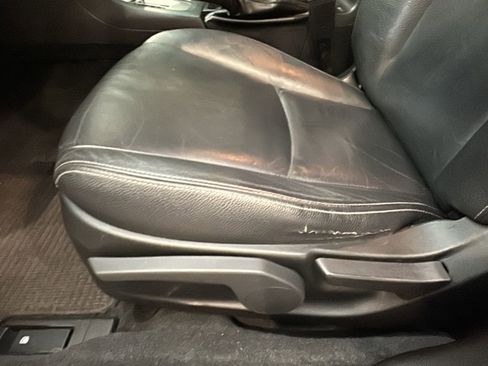 Used 2014 Subaru Crosstrek 2.0i Limited image 9