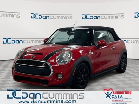 Used 2019 MINI Cooper S w/ Signature Upholstery Package FWD image 1