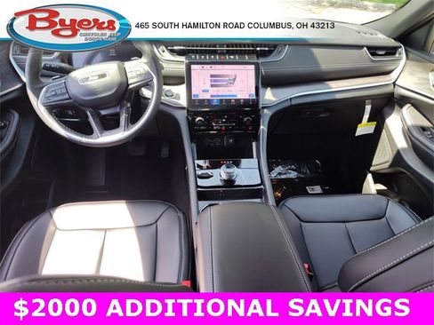 New 2025 Jeep Grand Cherokee Limited w/ Black Appearance Package image 2