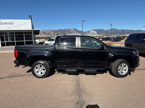 Used 2016 Chevrolet Colorado LT w/ LT Convenience Package image 11