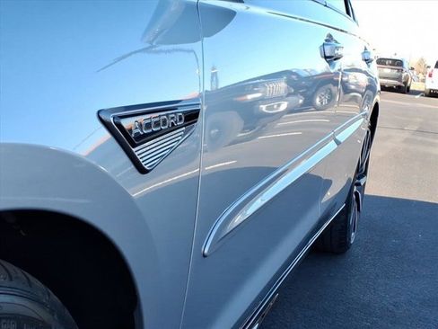 Used 2024 Honda Accord Touring image 35