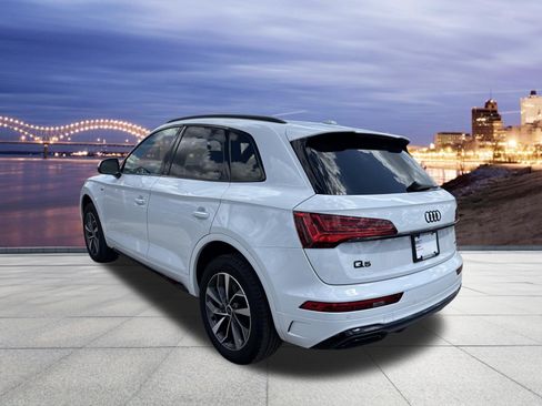 Certified 2024 Audi Q5 2.0T Premium AWD/4WD image 3