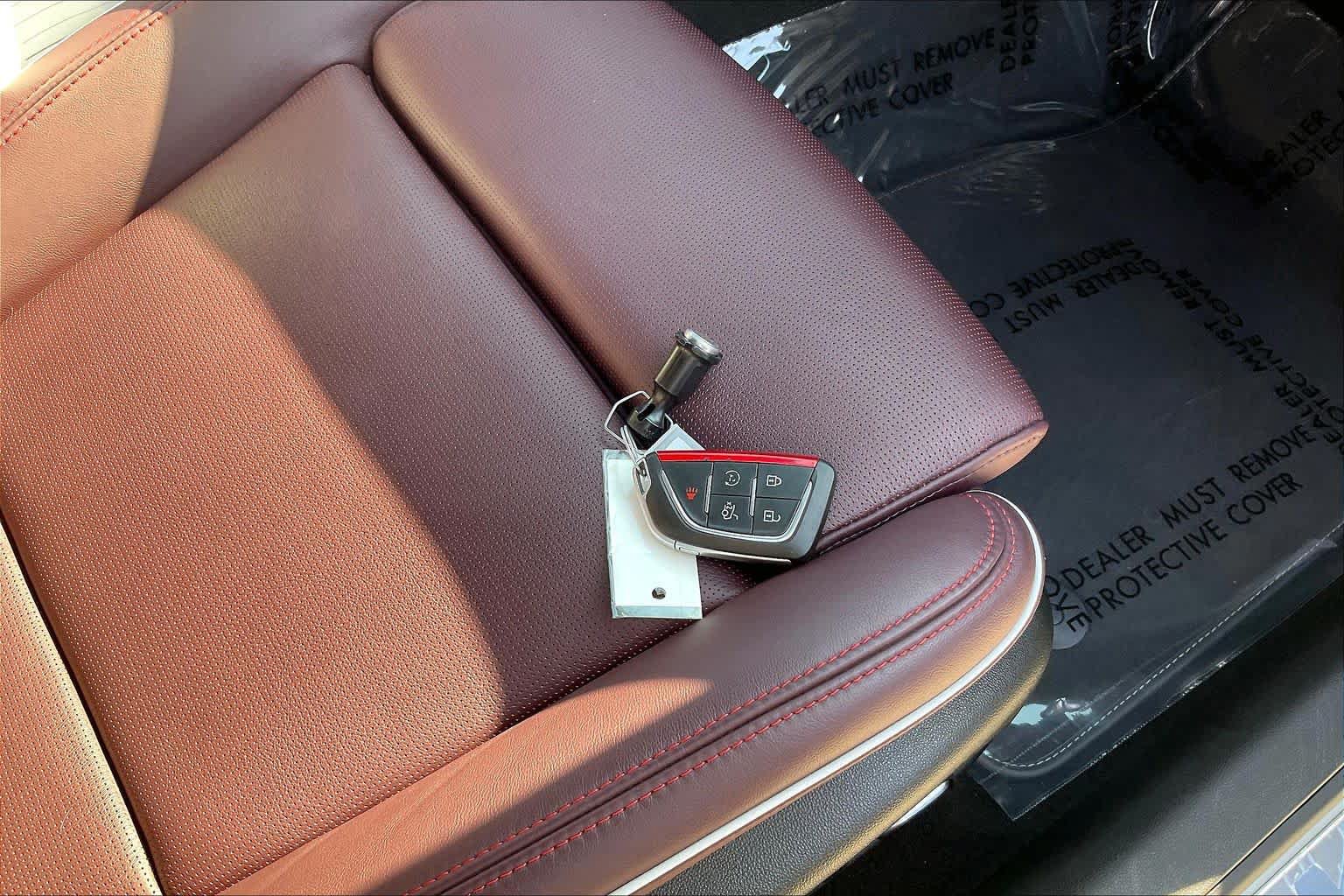 Used 2021 Cadillac CT4 V w/ Technology Package RWD image 13