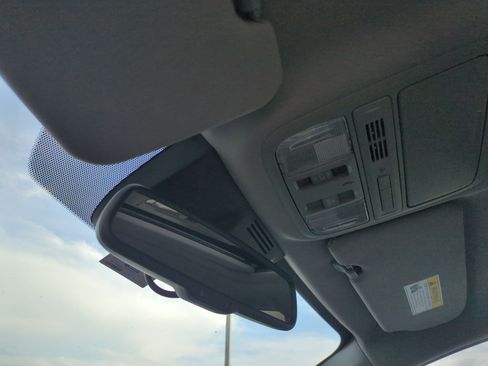 Used 2018 Honda CR-V Touring image 52