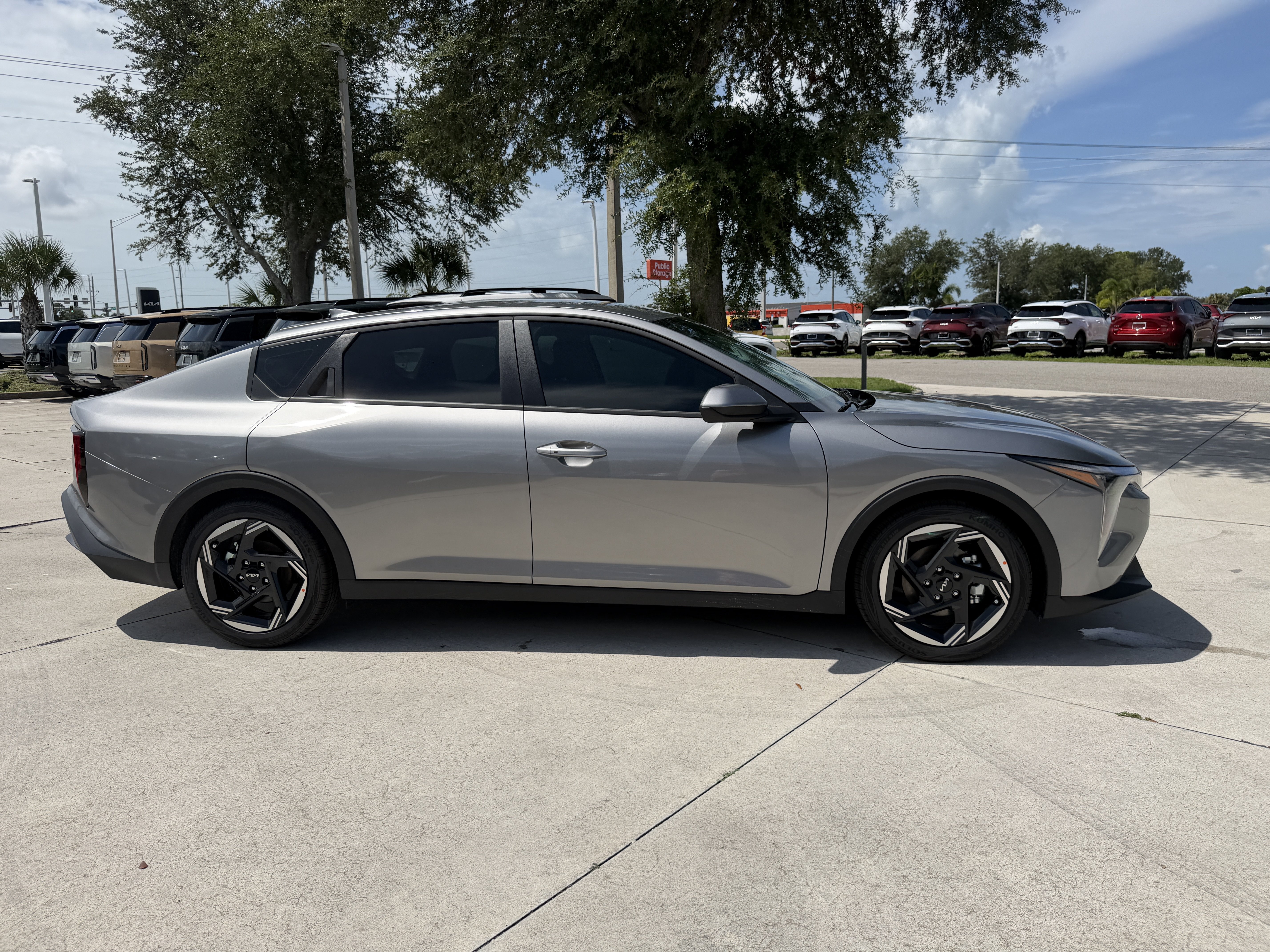 New 2026 Kia K4 EX FWD image 2