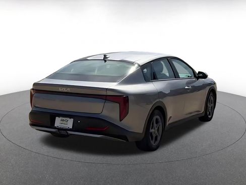 Used 2025 Kia K4 LXS image 15