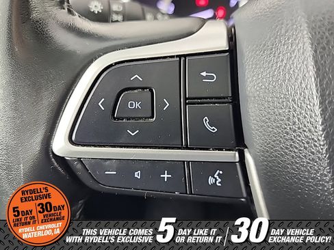 Used 2022 Toyota Highlander XLE image 32