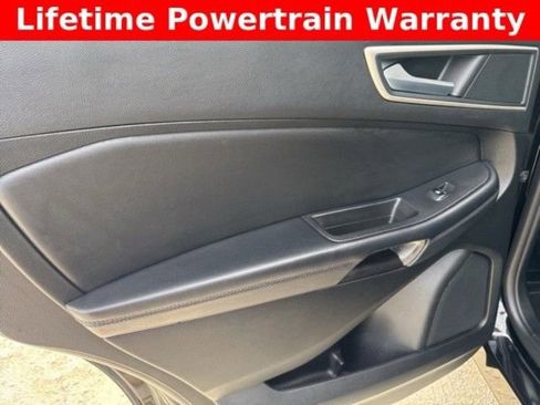 Used 2024 Ford Edge SEL image 18