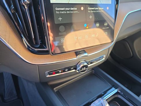 New 2026 Volvo XC60 T8 Plus w/ Protection Package Premier image 16