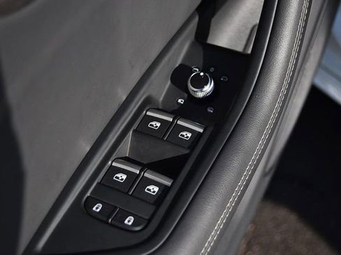 Used 2024 Audi A4 2.0T Premium Plus w/ Premium Plus Package image 8