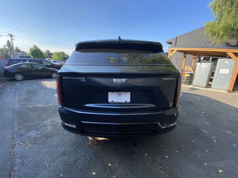 Certified 2026 Cadillac Escalade IQ Sport 2 AWD/4WD image 5