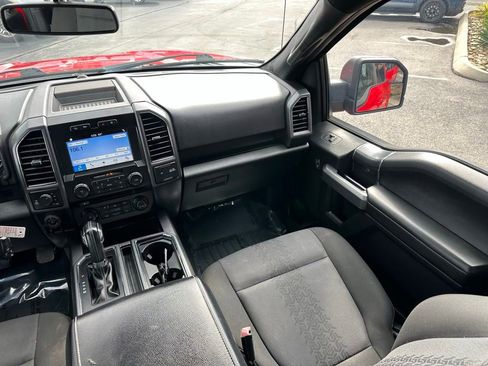 Used 2018 Ford F150 XLT w/ Equipment Group 302A Luxury AWD/4WD image 28