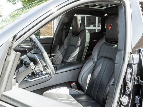 Used 2021 Maserati Levante S GranSport AWD/4WD image 7