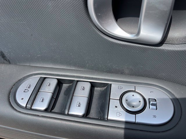 Used 2024 Hyundai Ioniq 5 SEL AWD/4WD image 17