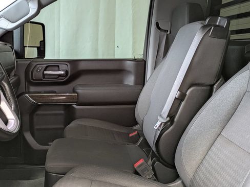 Used 2024 GMC Sierra 3500 SLE w/ SLE Convenience Package AWD/4WD image 8