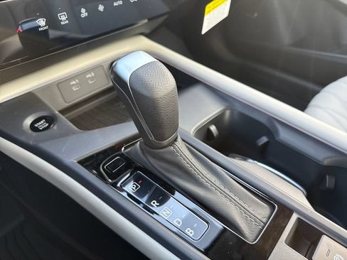 New 2026 Nissan Sentra SL FWD image 24