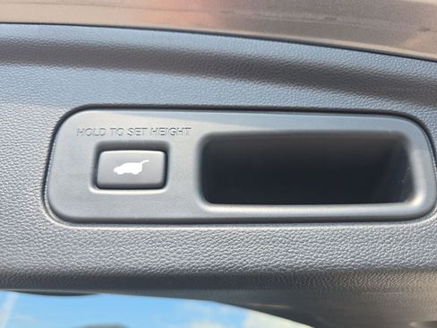 Used 2023 Acura MDX Technology image 45