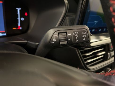 New 2025 Ford Escape ST-Line Elite w/ Tech Pack #1 image 21