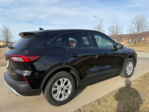 Used 2025 Ford Escape Active image 4