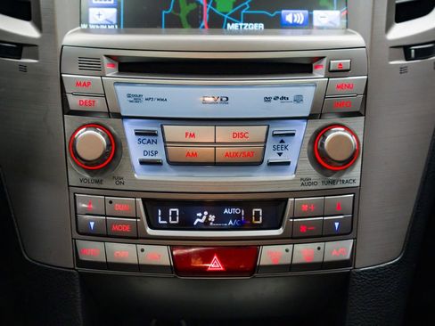 Used 2012 Subaru Outback 3.6R Limited image 12