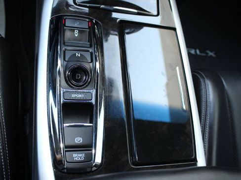 Used 2018 Acura RLX w/ Technology Package FWD image 40