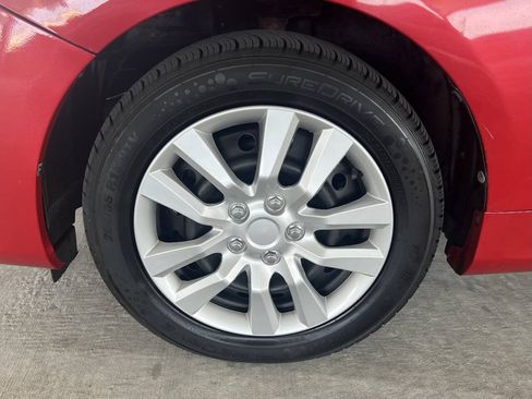 Used 2012 Toyota Corolla LE FWD image 25