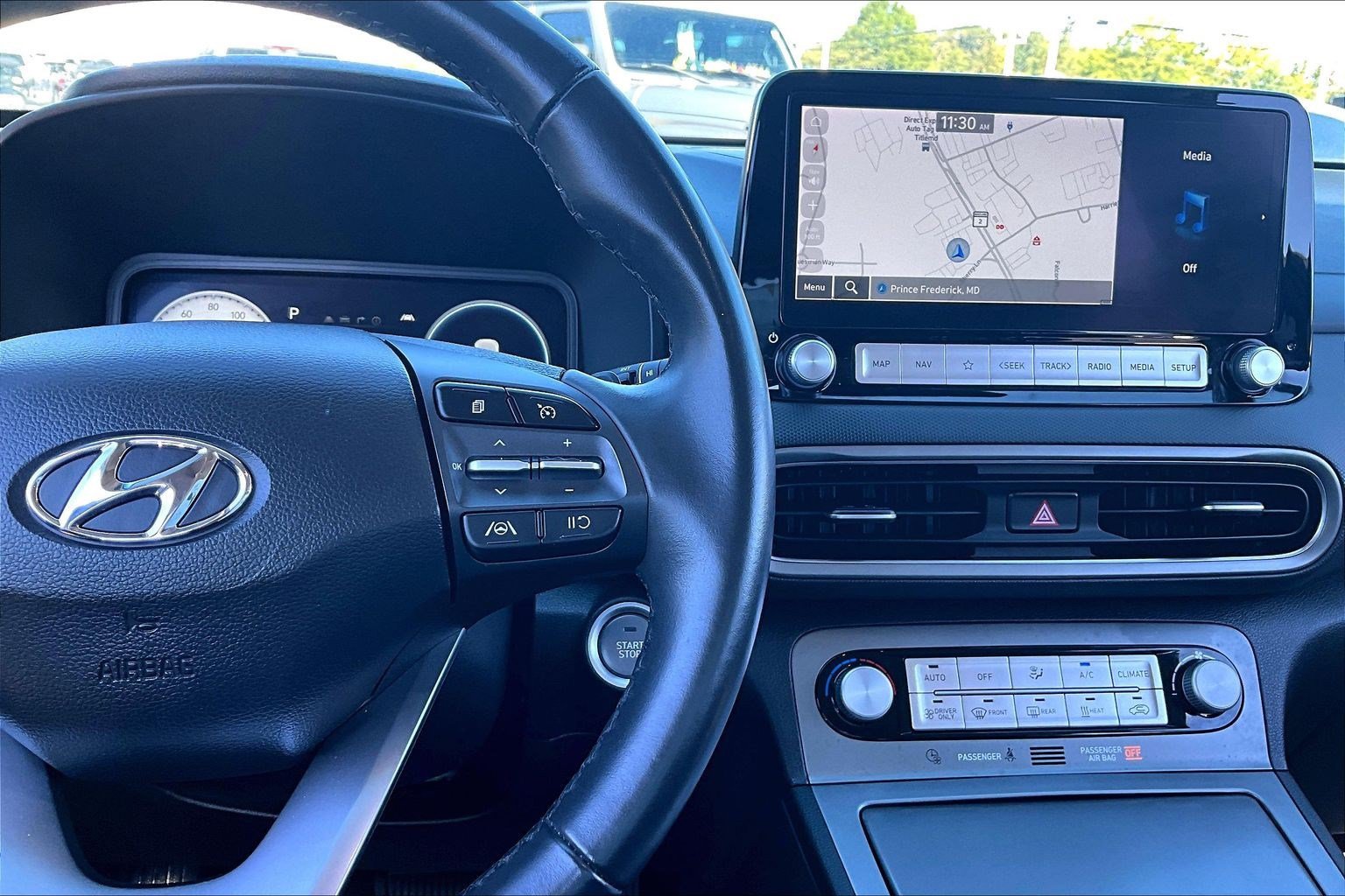 Used 2023 Hyundai Kona SEL FWD image 16
