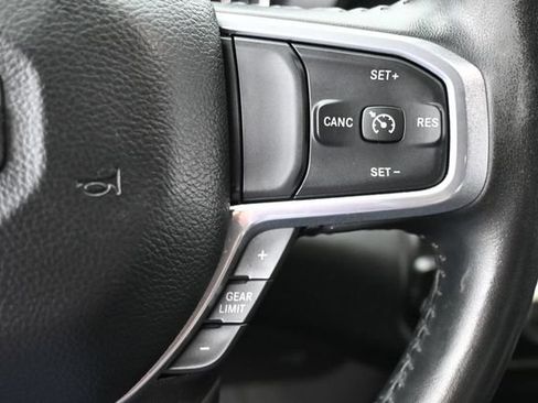 Used 2023 RAM 1500 Laramie AWD/4WD image 16