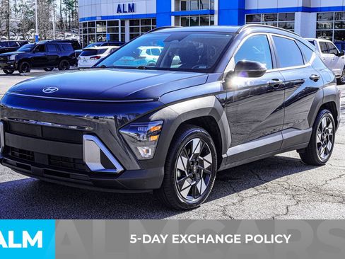 Used 2025 Hyundai Kona SEL image 4