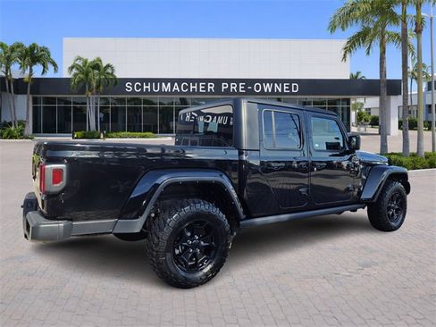 Used 2023 Jeep Gladiator Willys image 7