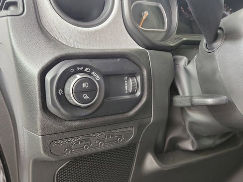 Used 2025 Jeep Gladiator Willys image 13