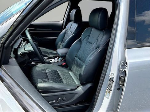 Used 2025 Kia Telluride AWD image 21