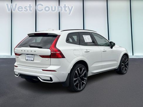 Certified 2023 Volvo XC60 T8 Ultimate w/ Climate Package AWD/4WD image 4