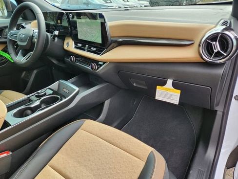 New 2026 Chevrolet Equinox ACTIV AWD/4WD image 14