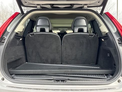 Certified 2024 Volvo XC90 B5 Plus w/ Protection Package Premier image 27