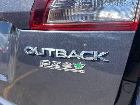 Used 2015 Subaru Outback 2.5i Limited AWD/4WD image 24