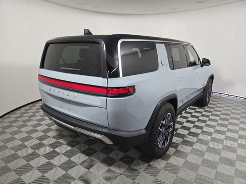Used 2023 Rivian R1S Adventure AWD/4WD image 5