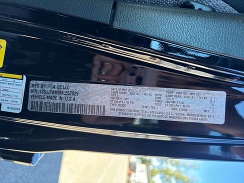 Used 2021 Jeep Gladiator Sport AWD/4WD image 25