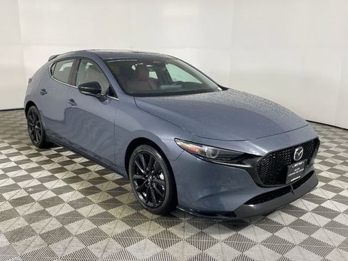 Certified 2025 MAZDA MAZDA3 Hatchback w/Premium Plus Pkg image 28