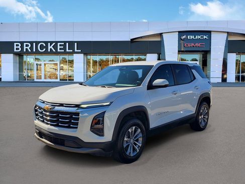 Used 2026 Chevrolet Equinox LT w/ Convenience Package II FWD image 1
