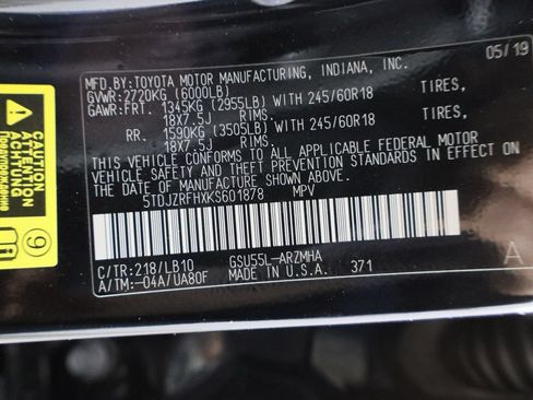Used 2019 Toyota Highlander XLE AWD/4WD image 42