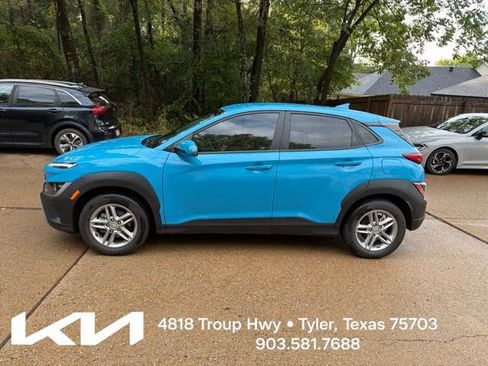 Used 2023 Hyundai Kona SE FWD image 6