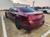 Used 2019 Chrysler 300 Touring w/ Sport Appearance Package image 6
