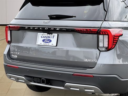 New 2025 Ford Explorer Active w/ Active Comfort Package image 41