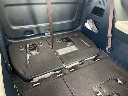 Used 2025 Kia Carnival SX Prestige image 16