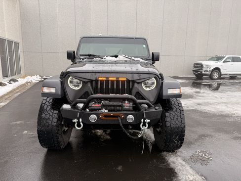 Used 2020 Jeep Wrangler Unlimited Sport image 2