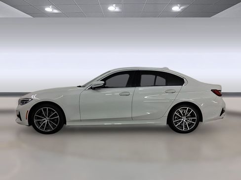Used 2021 BMW 330i Sedan w/ Convenience Package image 2