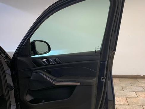 Used 2022 BMW X5 xDrive40i w/ M Sport Package image 71